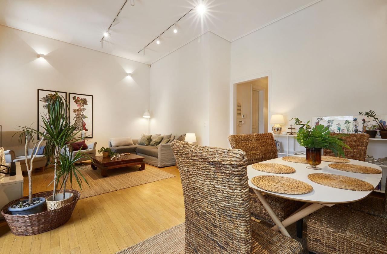 Chloe Boutique Apartments Plaka Atene Esterno foto