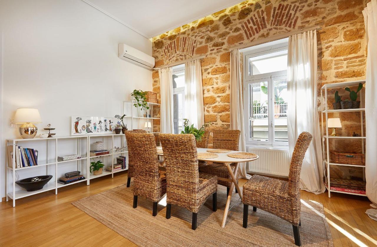 Chloe Boutique Apartments Plaka Atene Esterno foto