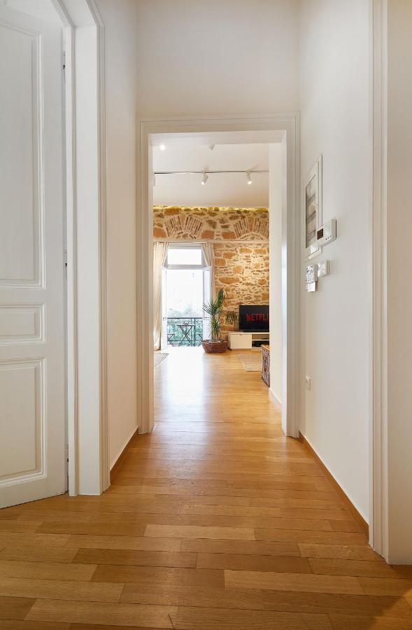 Chloe Boutique Apartments Plaka Atene Esterno foto