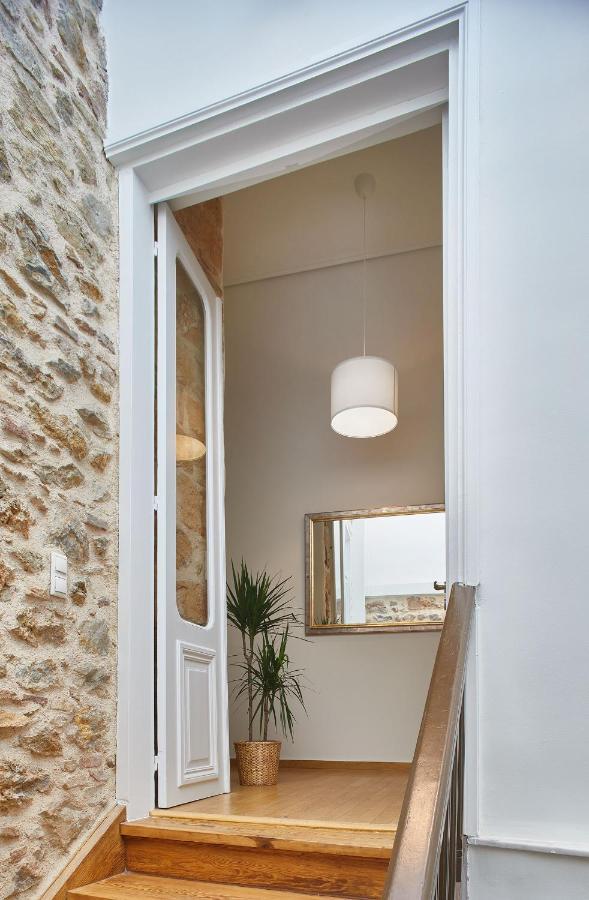 Chloe Boutique Apartments Plaka Atene Esterno foto