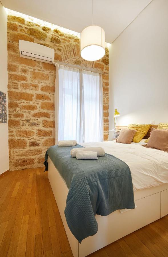 Chloe Boutique Apartments Plaka Atene Esterno foto